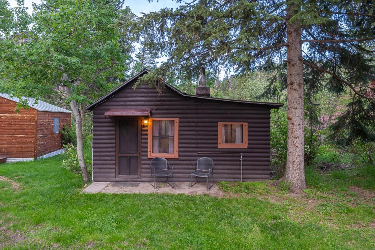 Harney Camp Cabins Хил Сити Екстериор снимка